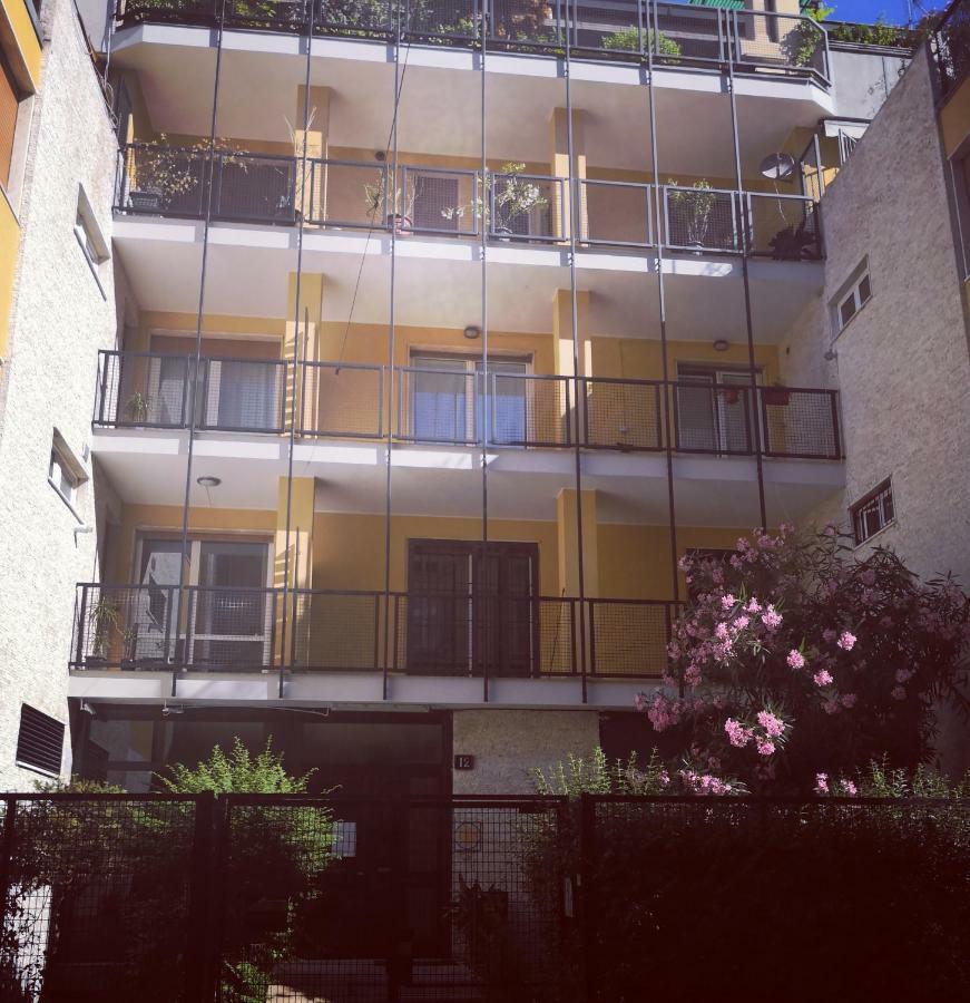 Milano Navigli Apartment - Via Savona Екстер'єр фото